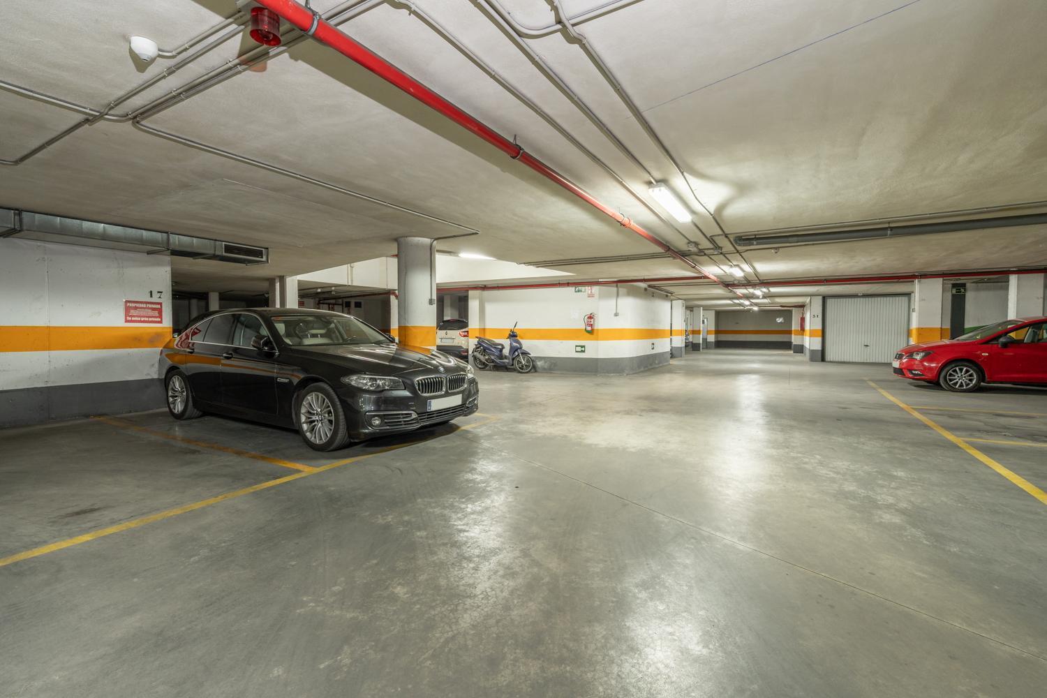Tuguest Postigo I Catedral Apartment - Free Parking Granada Luaran gambar